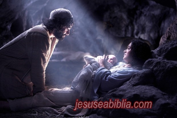 O Nascimento de Jesus Cristo na Bíblia: O Verdadeiro Natal